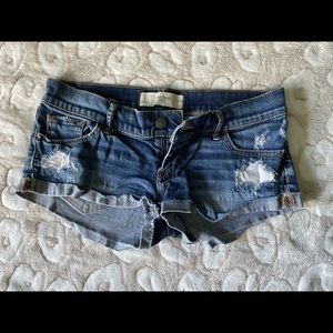 Gilly Hicks jean shorts size 2/waist 26